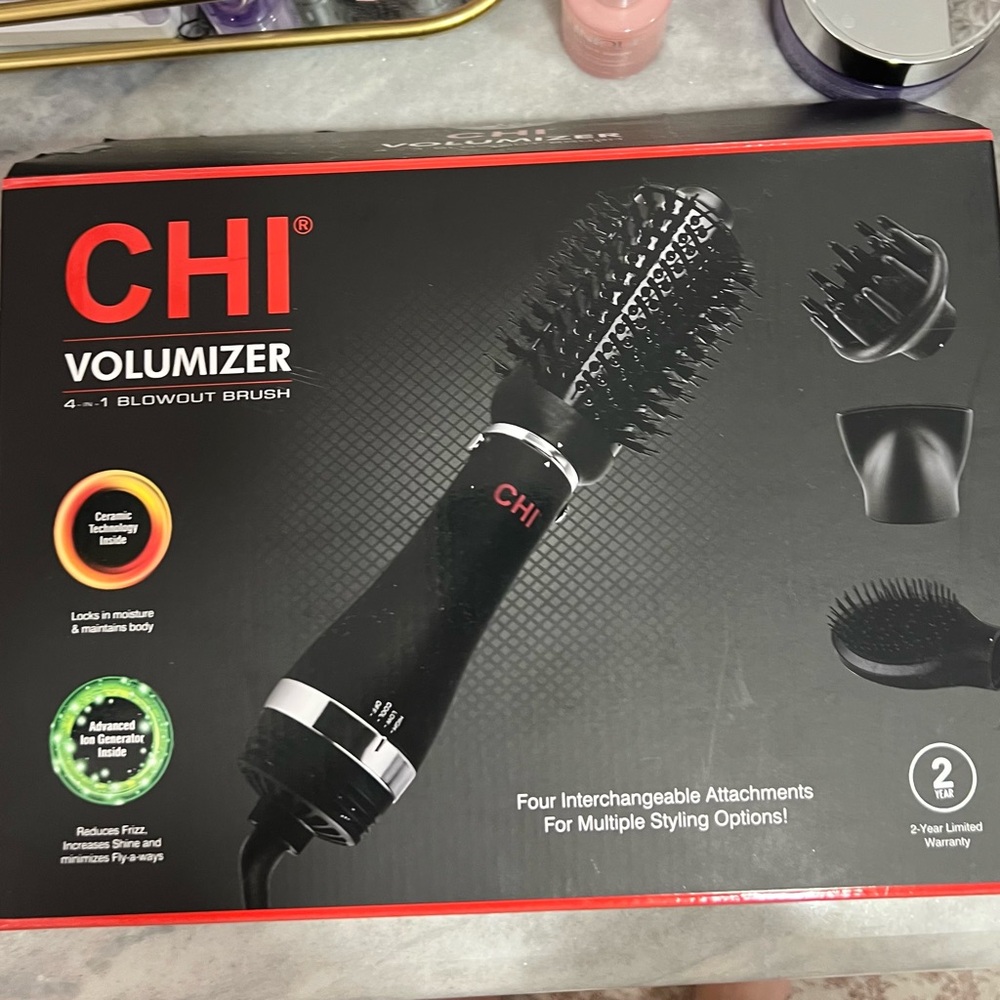 CHI Volumizer 4-in-1 Blowout Brush - Black